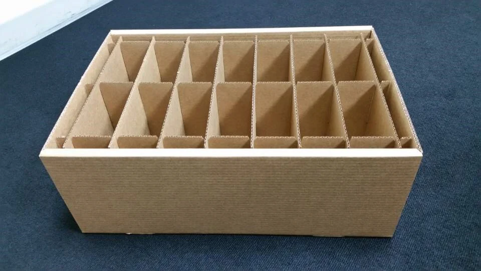 Corrugated carton with a grid of individual cells